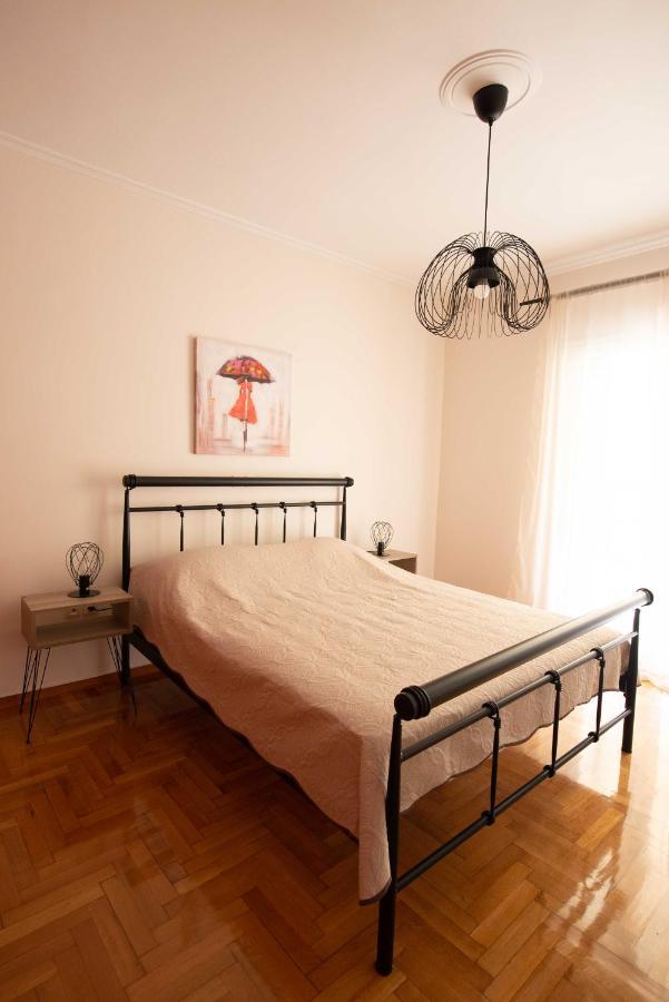 Appartement Dimantheo à Athènes Extérieur photo